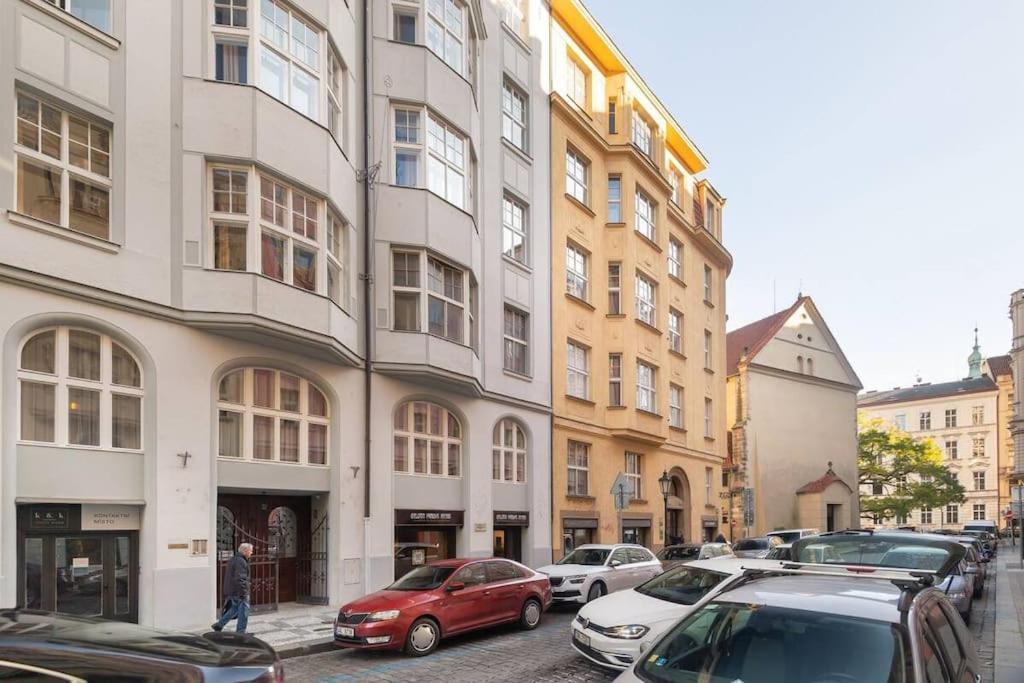 Old Town Square Luxury Apartment Prag Dış mekan fotoğraf