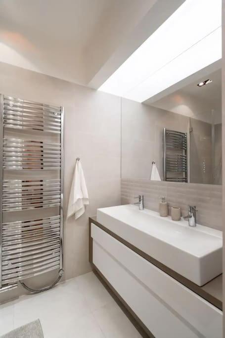 Luxury Apartment On Old Town Square Prag Dış mekan fotoğraf